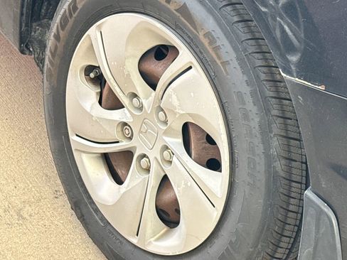 Used 2013 Honda Civic LX image 8