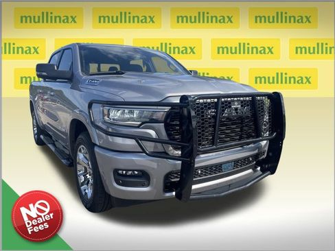 Used 2025 RAM 1500 Big Horn AWD/4WD image 1