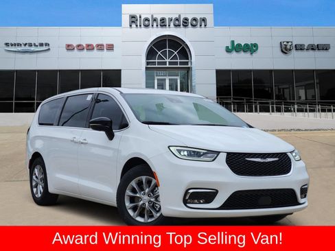New 2026 Chrysler Pacifica Limited w/ Uconnect Theater Family Group FWD image 1
