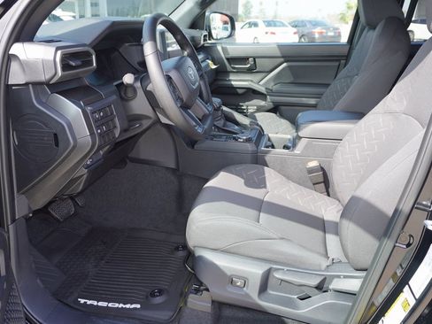 New 2025 Toyota Tacoma SR5 image 7