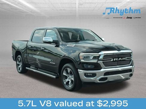 Used 2022 RAM 1500 Laramie AWD/4WD image 1