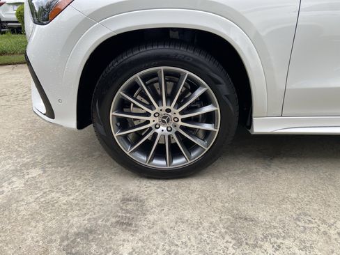 Certified 2026 Mercedes-Benz GLE 450 4MATIC image 15