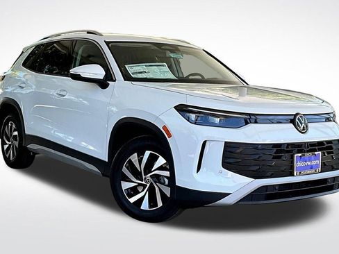 New 2025 Volkswagen Tiguan S image 12