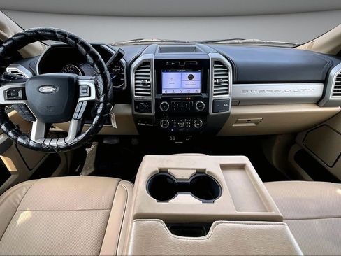 Used 2017 Ford F250 Lariat w/ Chrome Package image 7