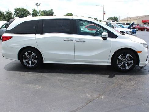 Used 2018 Honda Odyssey Touring image 10