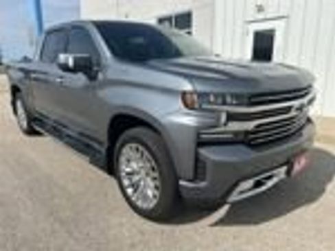 Used 2021 Chevrolet Silverado 1500 High Country w/ Technology Package AWD/4WD image 6