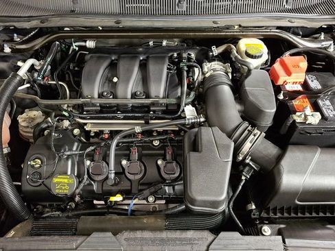 Used 2014 Ford Taurus SEL w/ Equipment Group 201A image 29