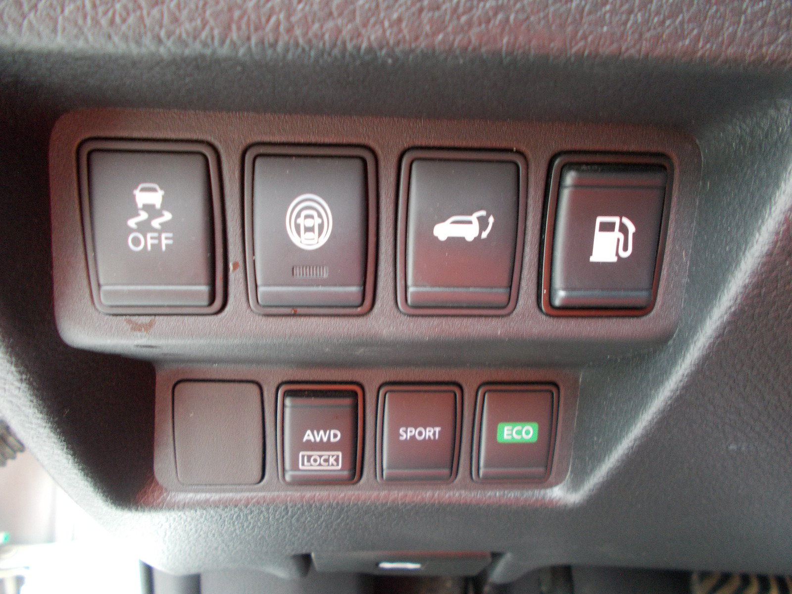 Used 2020 Nissan Rogue SV AWD/4WD image 20