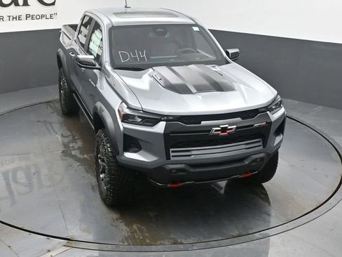New 2026 Chevrolet Colorado ZR2 w/ Technology Package image 25