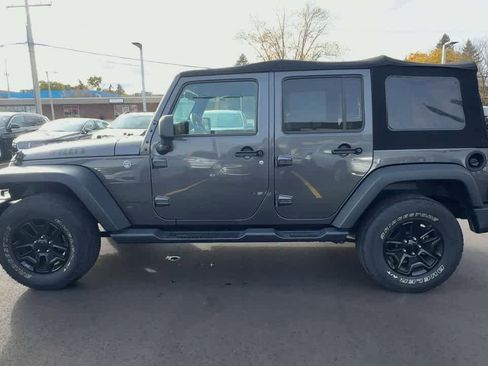 Used 2017 Jeep Wrangler Unlimited Sport image 5