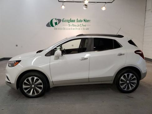 Used 2017 Buick Encore Essence AWD/4WD image 2