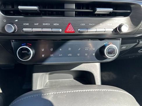 New 2026 Hyundai Palisade Calligraphy AWD/4WD image 16