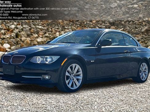 Used 2013 BMW 328i Convertible image 1