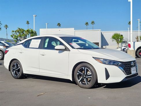 Certified 2024 Nissan Sentra SV image 31