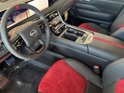 New 2026 Nissan Armada NISMO image 7