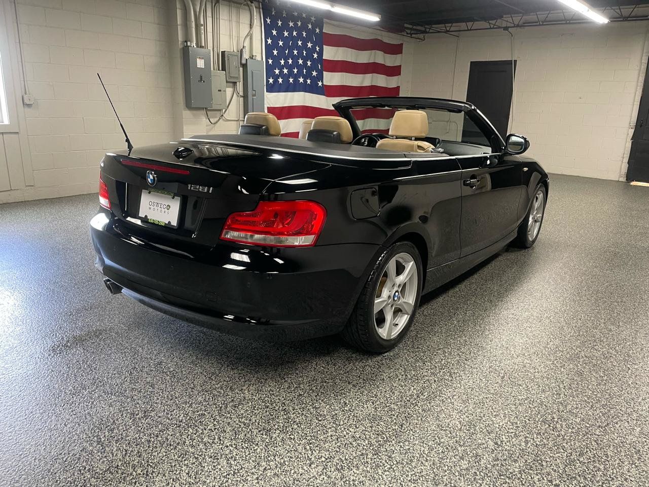 Used 2013 BMW 128i Convertible RWD image 15