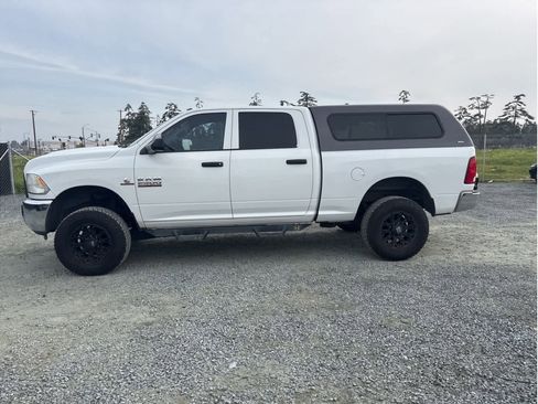 Used 2016 RAM 2500 Tradesman w/ Chrome Appearance Group image 6