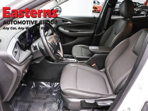 Used 2024 Buick Encore GX Preferred FWD image 13