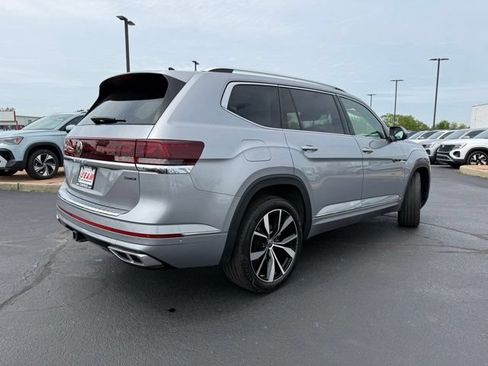 Used 2024 Volkswagen Atlas SEL Premium R-Line AWD/4WD image 8