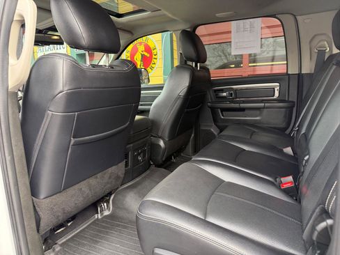 Used 2018 RAM 2500 Laramie w/ Sport Appearance Group AWD/4WD image 21