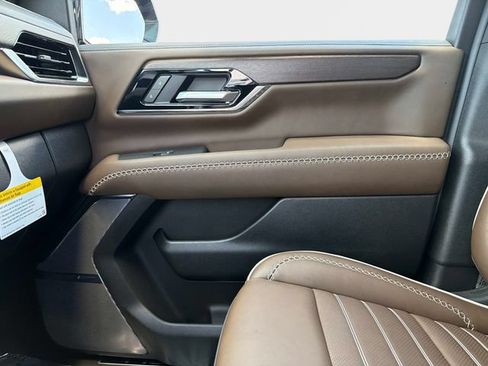 New 2026 GMC Yukon XL Denali Ultimate AWD/4WD image 22