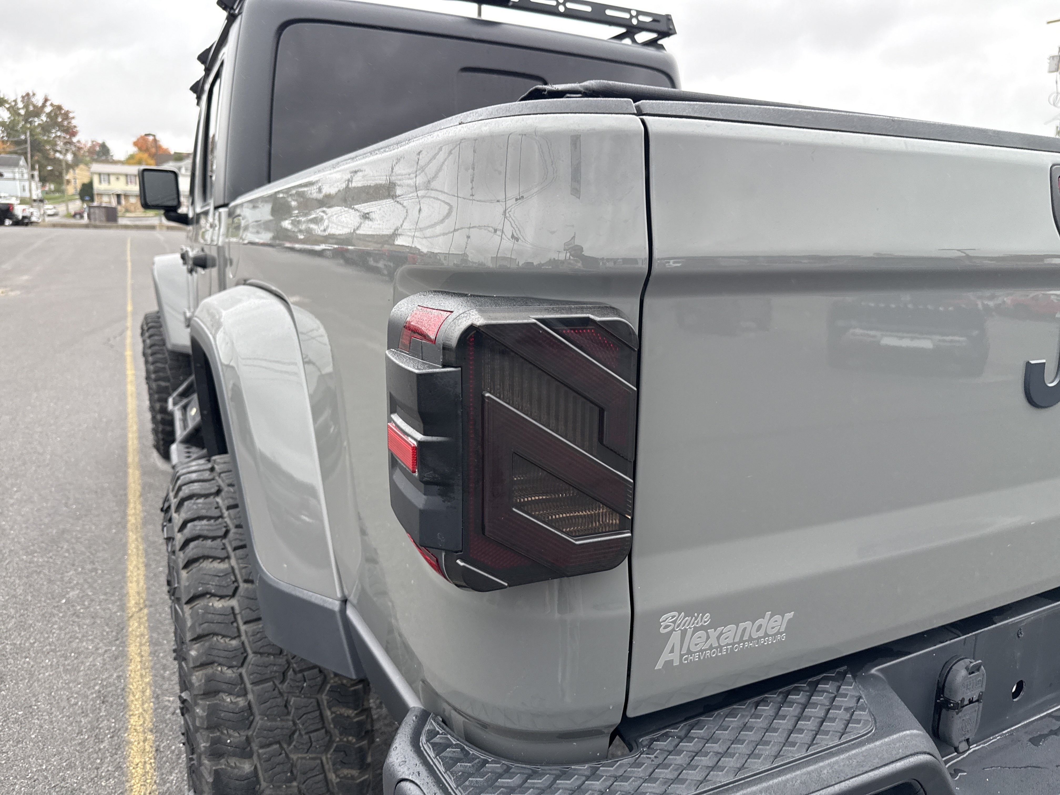 Used 2020 Jeep Gladiator Sport AWD/4WD image 14