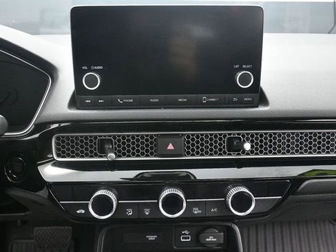 Used 2023 Honda Civic EX-L image 17