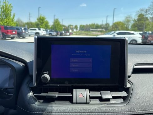 Used 2025 Toyota RAV4 XLE w/ Convenience Package AWD/4WD image 26