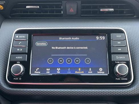 Certified 2024 Nissan Kicks S image 4