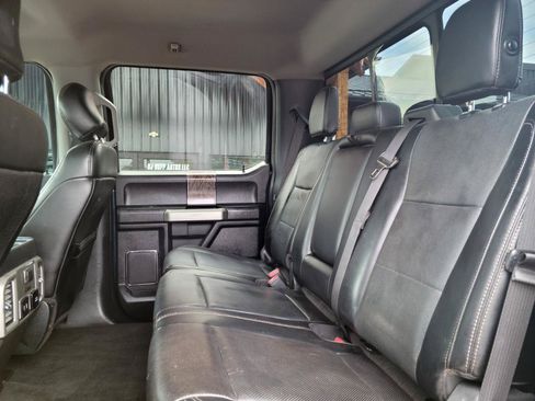 Used 2017 Ford F250 Lariat w/ Chrome Package AWD/4WD image 14