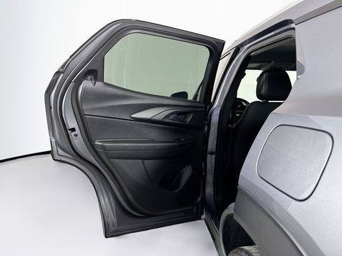 Used 2021 Chevrolet TrailBlazer LT w/ Premium Seating Package image 25