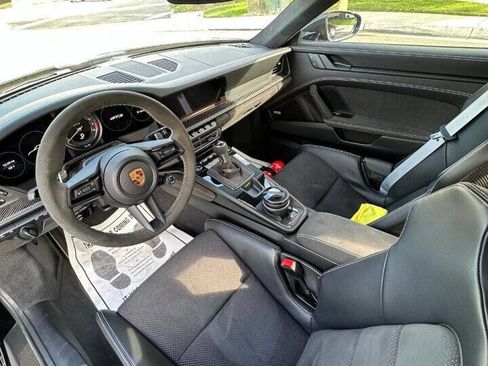 Used 2022 Porsche 911 GT3 image 24