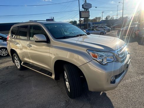 Used 2010 Lexus GX 460 image 8