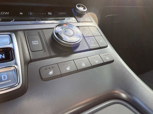 Used 2025 Hyundai Palisade Calligraphy image 30