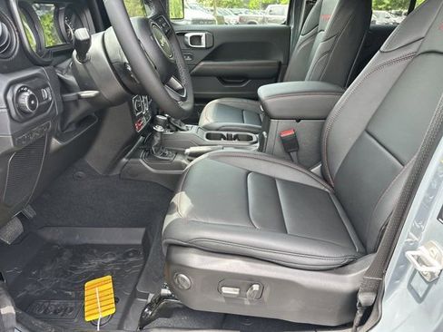 New 2026 Jeep Wrangler Unlimited Rubicon AWD/4WD image 9
