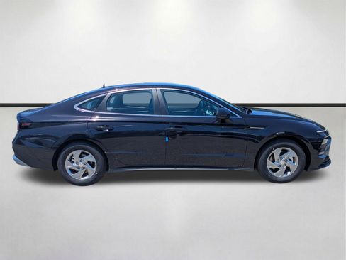 New 2026 Hyundai Sonata SE FWD image 4