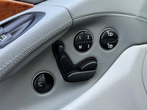 Used 2003 Mercedes-Benz SL 500 image 39