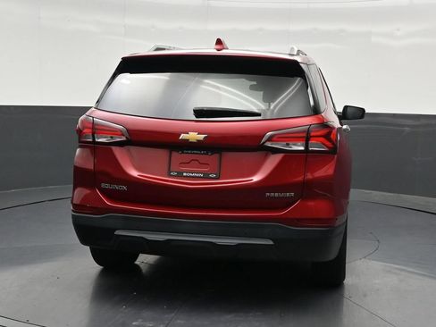 Used 2024 Chevrolet Equinox Premier FWD image 4