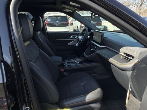 New 2026 Ford Explorer Tremor w/ Tremor Ultimate Package AWD/4WD image 36