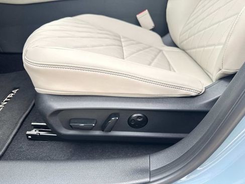 Used 2026 Nissan Sentra SL w/ Floor Mat Package FWD image 23