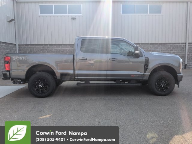 New 2026 Ford F350 Lariat w/ Black Appearance Package AWD/4WD image 2
