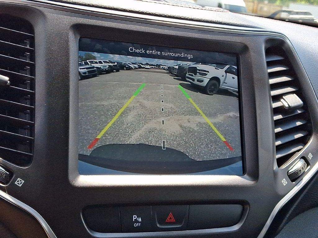 Used 2020 Jeep Cherokee Trailhawk w/ Cold Weather Group AWD/4WD image 25