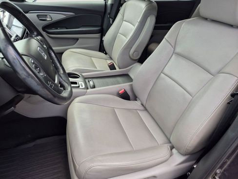 Used 2017 Honda Pilot EX-L image 11