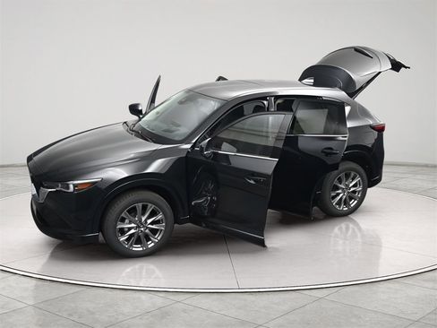 New 2025 MAZDA CX-5 AWD 2.5 S w/ Premium Plus Pkg image 31