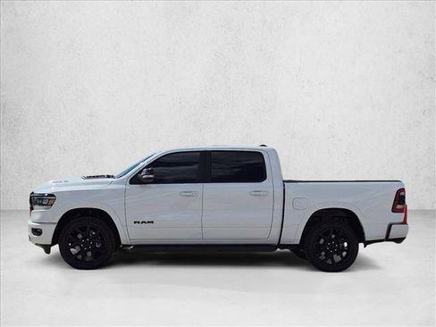 Used 2022 RAM 1500 Laramie AWD/4WD image 8