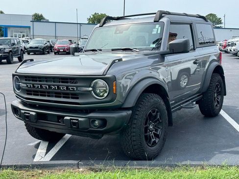 Used 2023 Ford Bronco Black Diamond AWD/4WD image 9