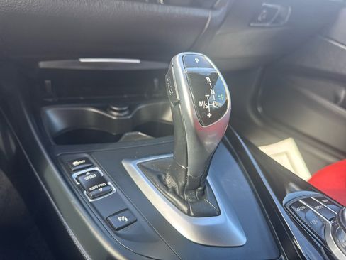 Used 2017 BMW 230i Convertible image 34