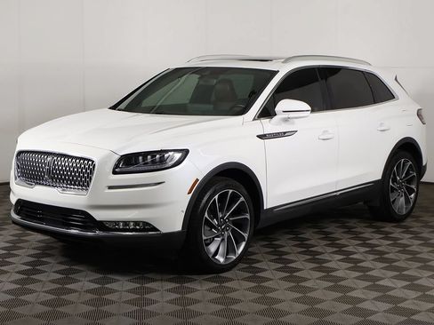 Used 2023 Lincoln Nautilus Reserve w/ Equipment Group 202A AWD/4WD image 12