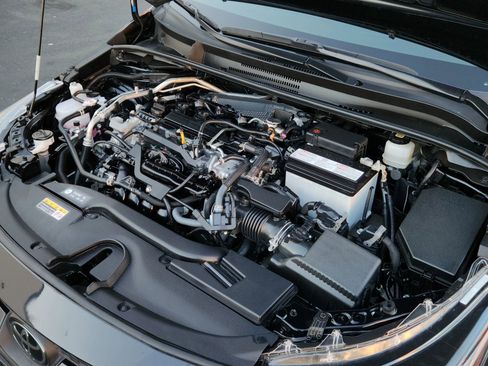 Used 2023 Toyota Corolla LE image 18