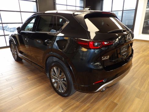 Certified 2025 MAZDA CX-5 Signature image 8